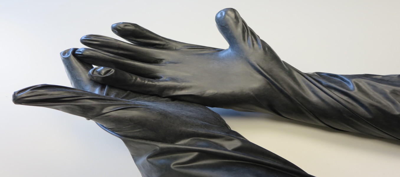 5密尔丁基化学防护手套
