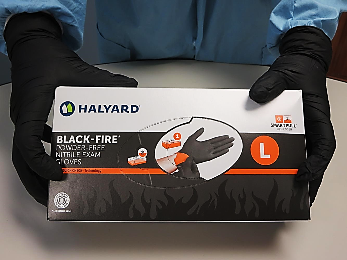 Halyard®Black-Fire®可逆丁腈无粉检查手套与漏洞检查