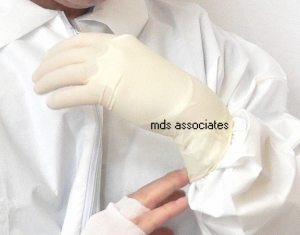 Dynarex®一次性无菌无粉外科Latex Gloves