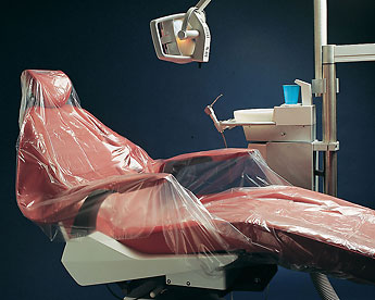 PS110 Clear Protection®一次性XL保护汽车座椅和病人椅套(44'W x 74'L)
