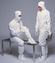 IC105 DuPont™ Tyvek® IsoClean® Single-Use Cleanroom Coveralls